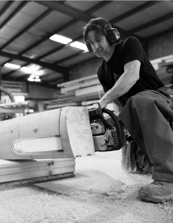 chainsaw crafting wood log home